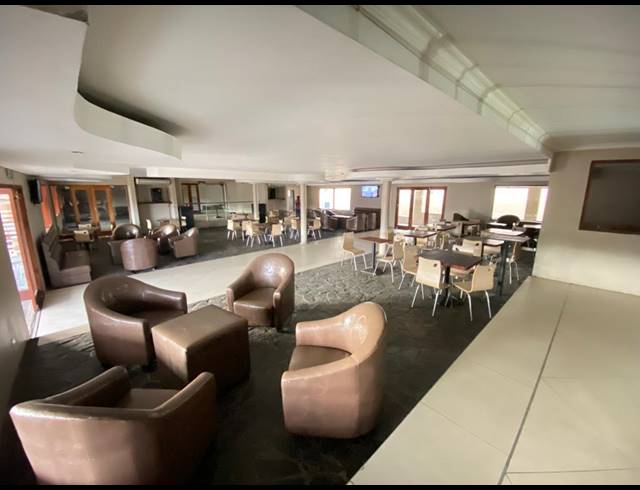 243M² BUSINESS FOR SALE IN KANYAMAZANE
